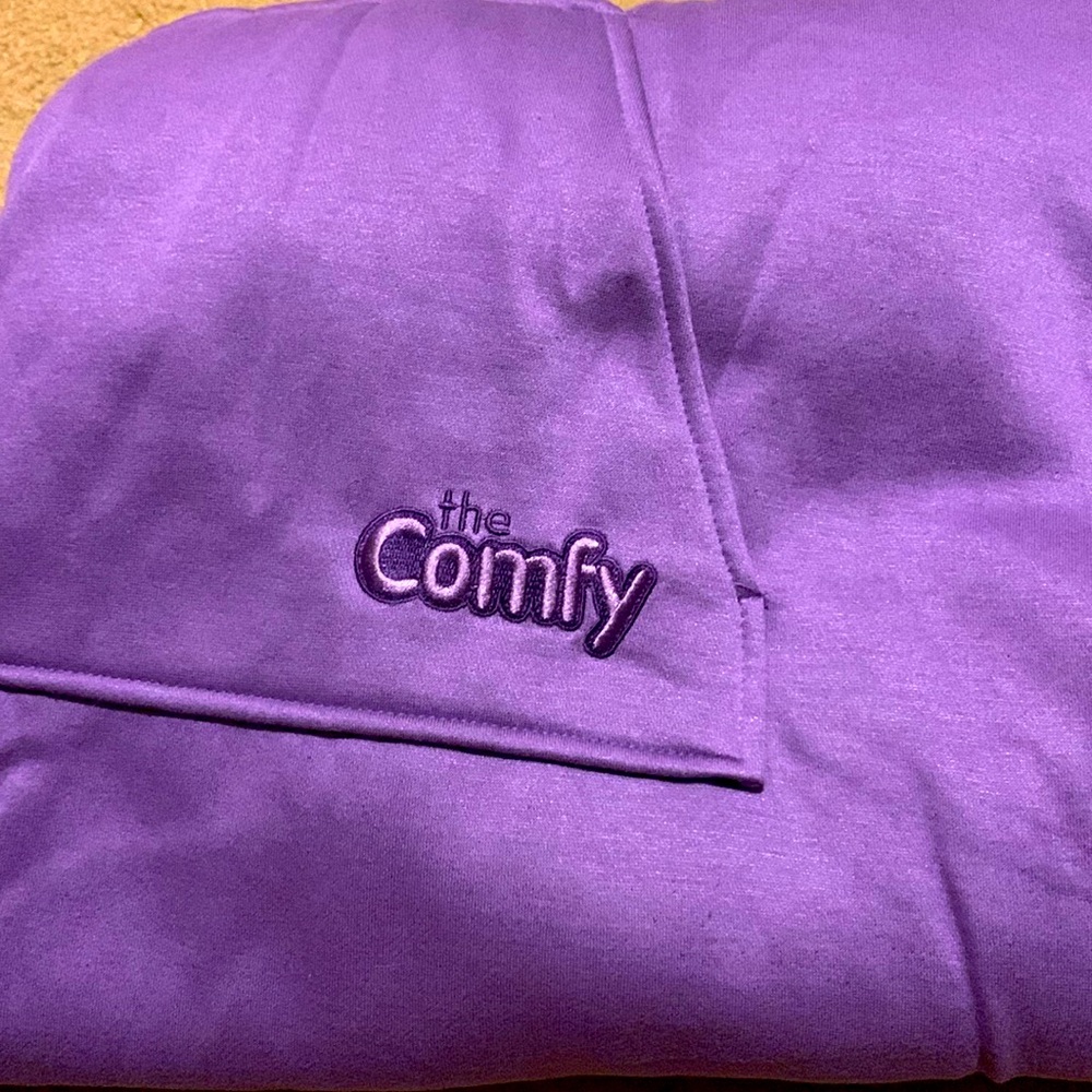 Comfy brand sweatshirt, new without tags